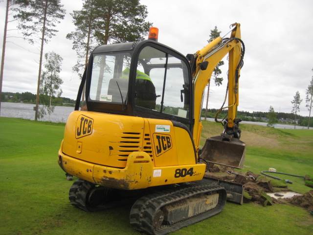 JCB 804